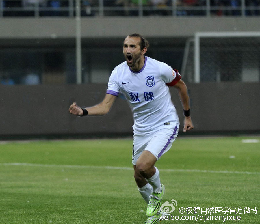 德信app-泰达主场大胜权健,豪取三分