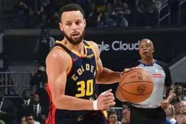 尼斯客场落败,积分榜排名下滑 尼斯客场落败,积分榜排名下滑