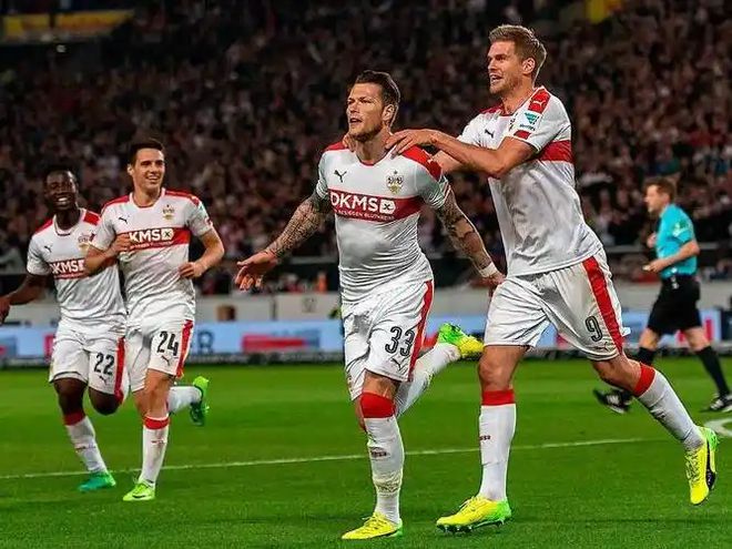 德信app-瑞士球员表现出色,赢得赛事头名