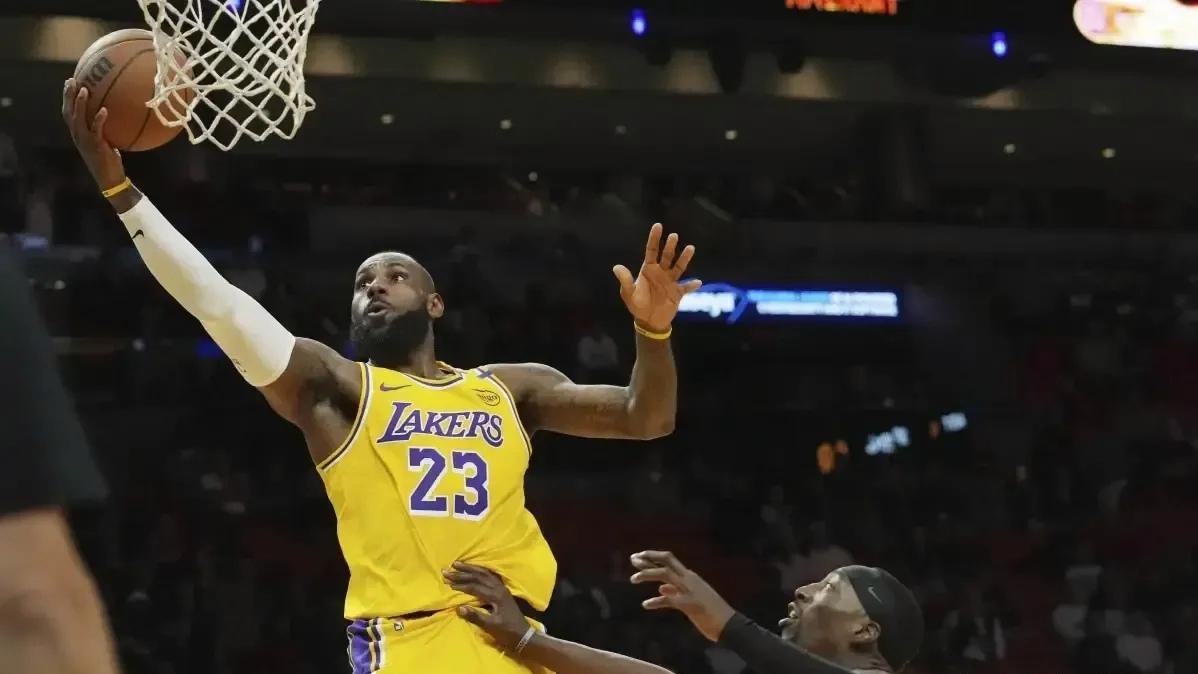 湖人不敌热火,詹姆斯全场22分10篮板 湖人不敌热火,詹姆斯全场22分10篮板