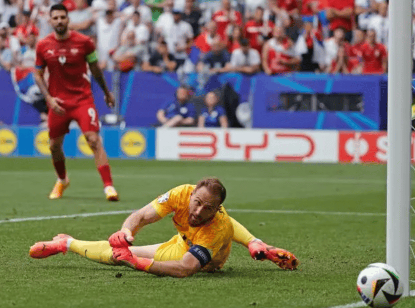 马德里竞技球员赛场大放异彩,主场高光表现 马德里竞技球员赛场大放异彩,主场高光表现