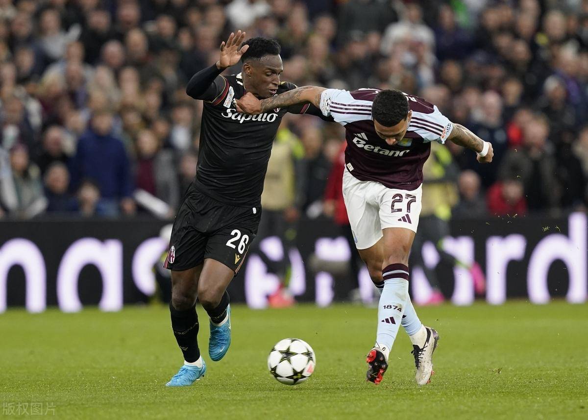 皇马与那不勒斯交手,胜负难料 皇马与那不勒斯交手,胜负难料