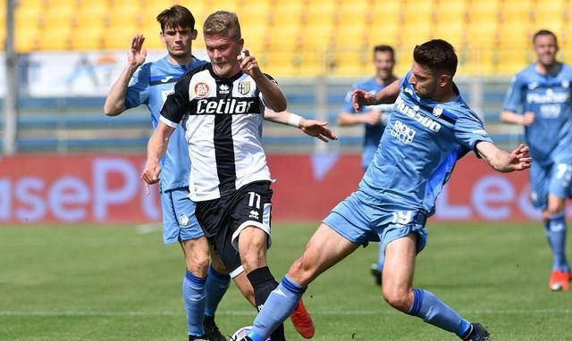 德信app-热那亚取得关键胜利,获得保级希望