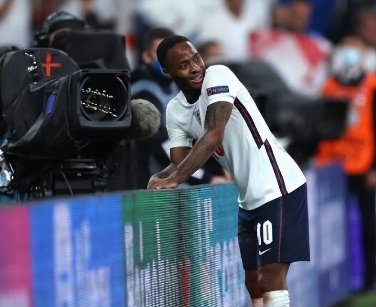 德信app下载-德国3-1战胜冰岛，丹麦惨遭英格兰逆转