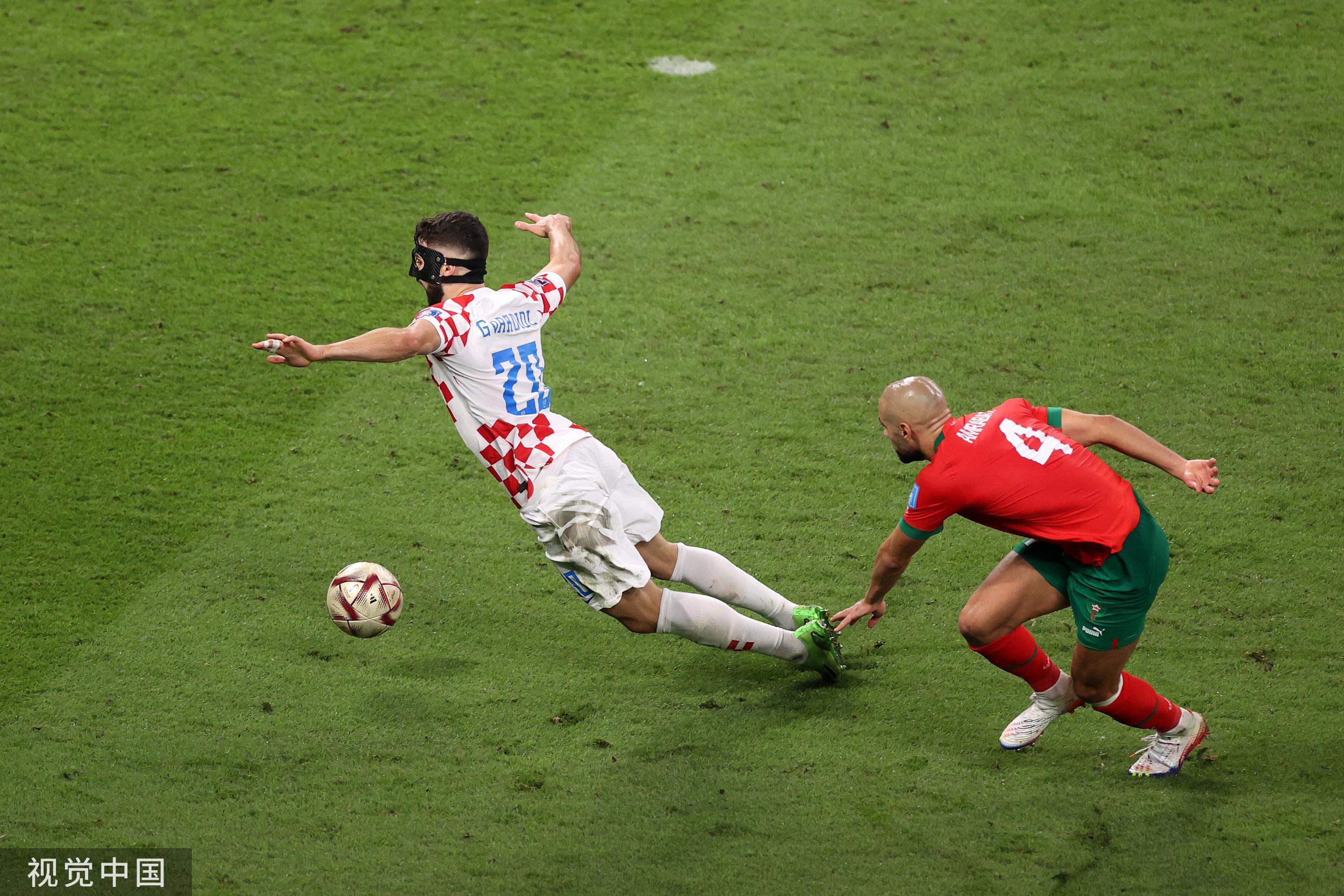 德信官网下载-克罗地亚队压倒斯洛伐克队,赢得关键胜利