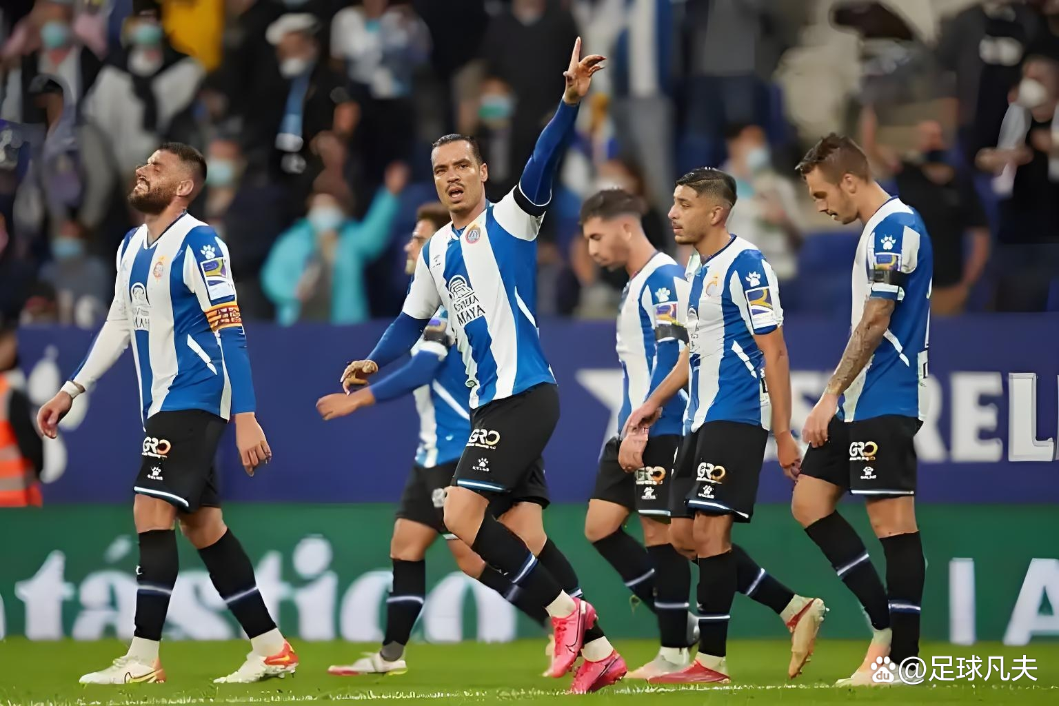 德信体育-赫塔菲客场逼平对手,表现令人鼓舞