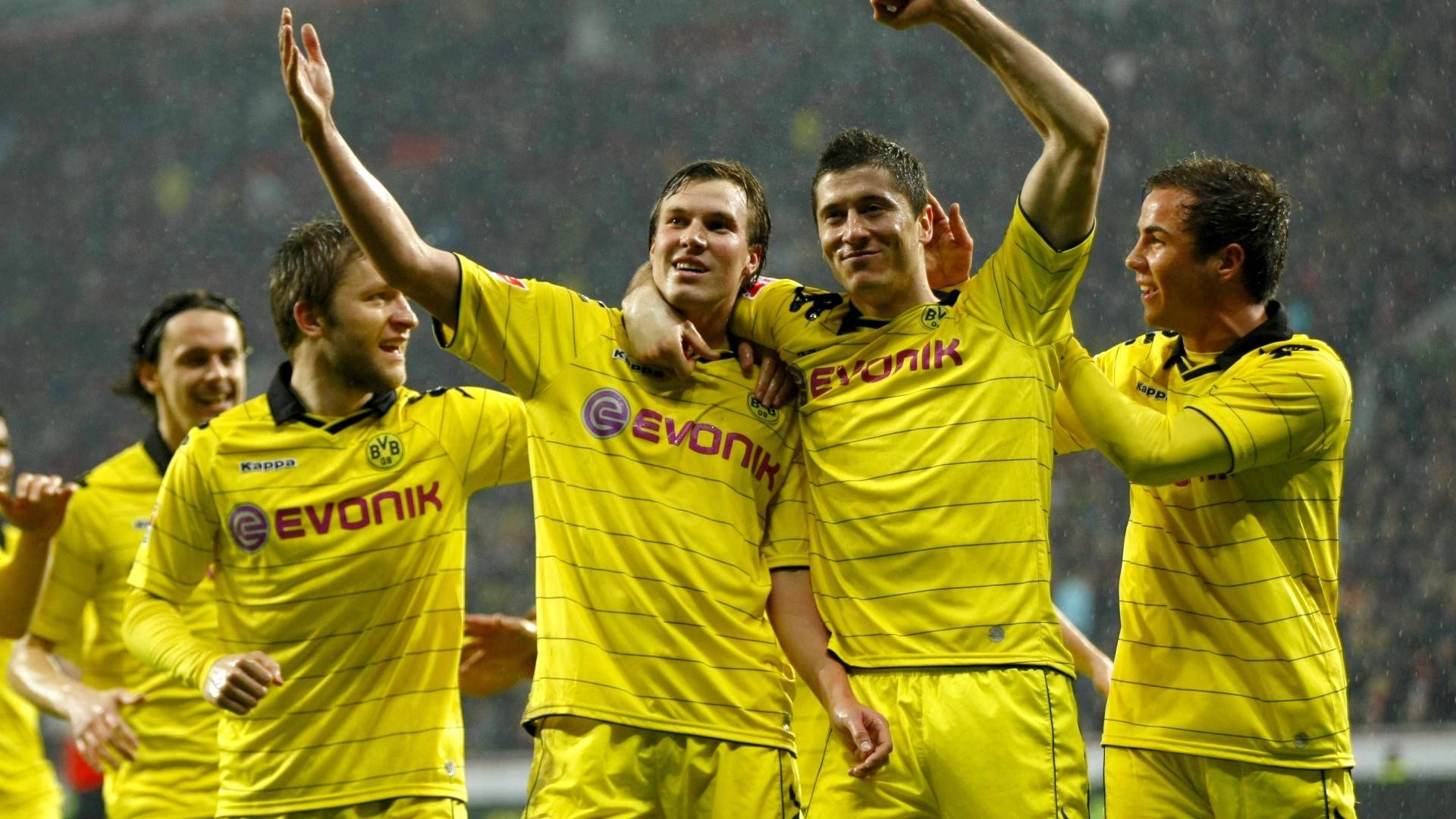 多特蒙德争分夺秒,尝试逆转取得胜利 多特蒙德争分夺秒,尝试逆转取得胜利