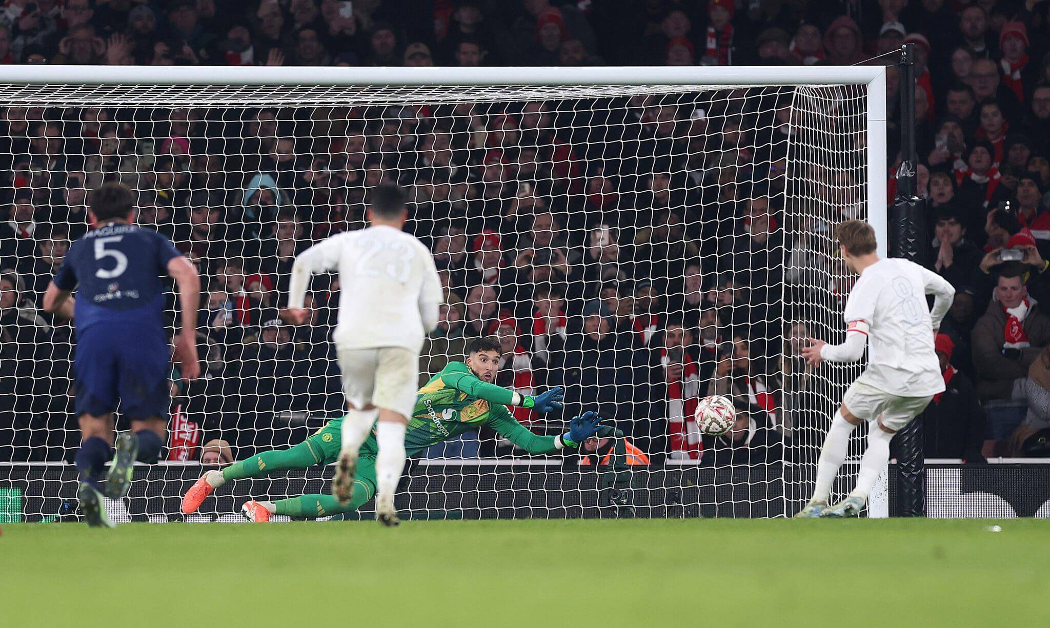 德信官网下载-阿森纳客场不敌狼队,遭遇两连败