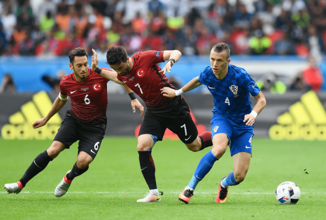 德信官网下载-捷克足球队在欧洲杯外围赛中迎来连胜