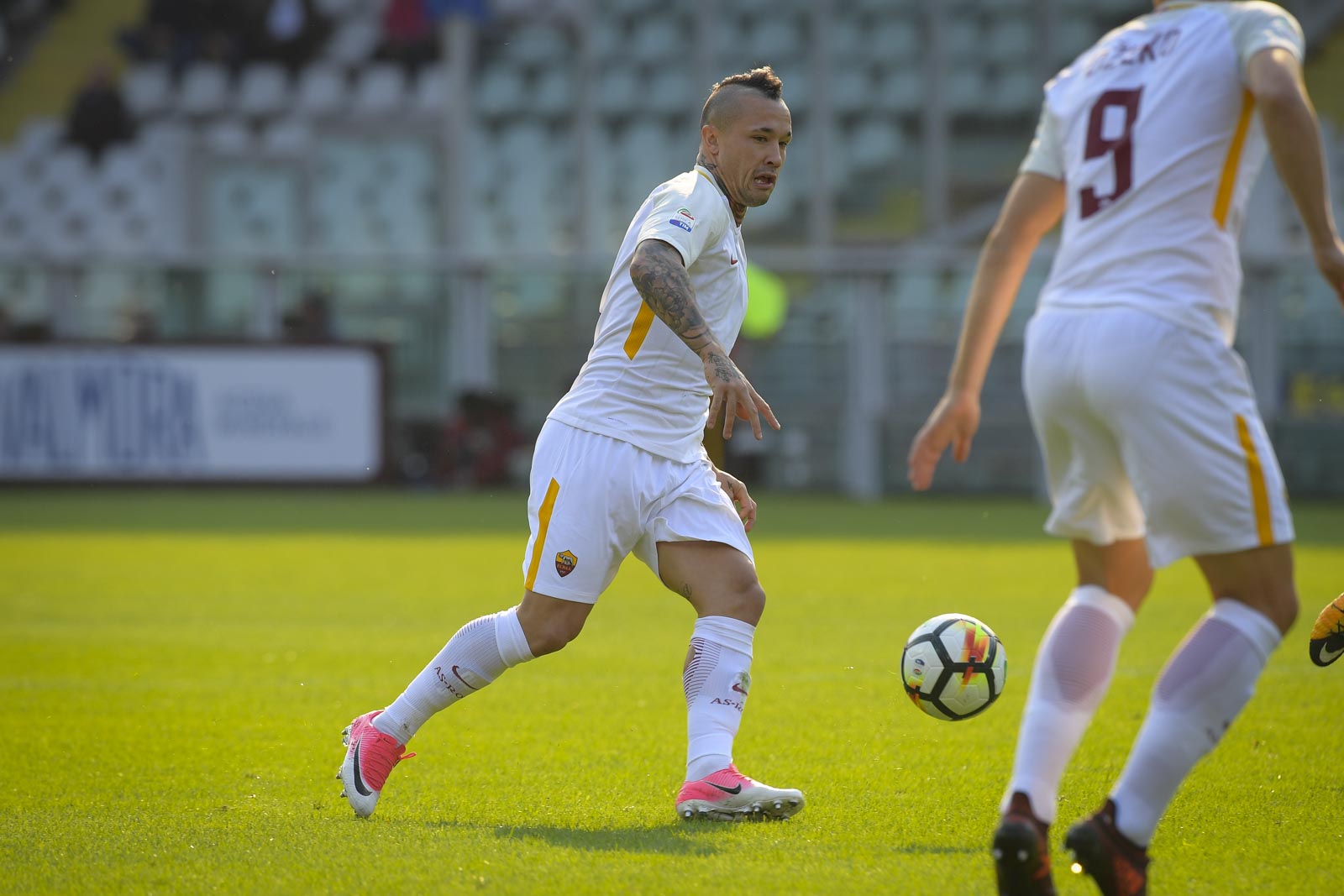 德信体育-罗马客场一球小胜,继续保持良好势头