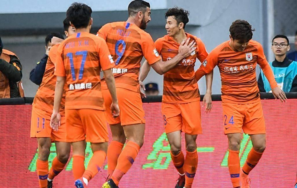 山东鲁能在比赛中表现出色,展现实力 山东鲁能在比赛中表现出色,展现实力