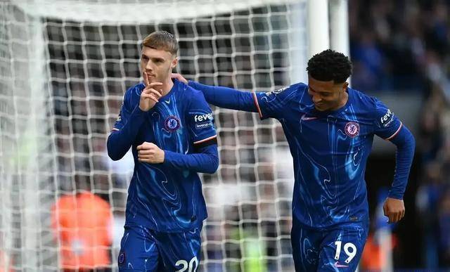 德信体育-伯恩茅斯队员积极备战,力争取得好成绩