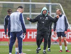 德信app-沙尔克04主场灰溜溜告负,保级压力山大