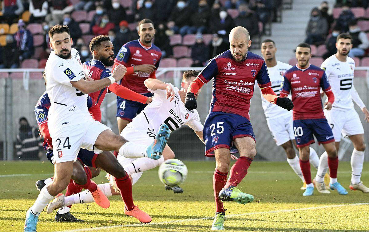 埃瓦尔不敌比利亚雷亚尔遭遇2连败 埃瓦尔不敌比利亚雷亚尔遭遇2连败