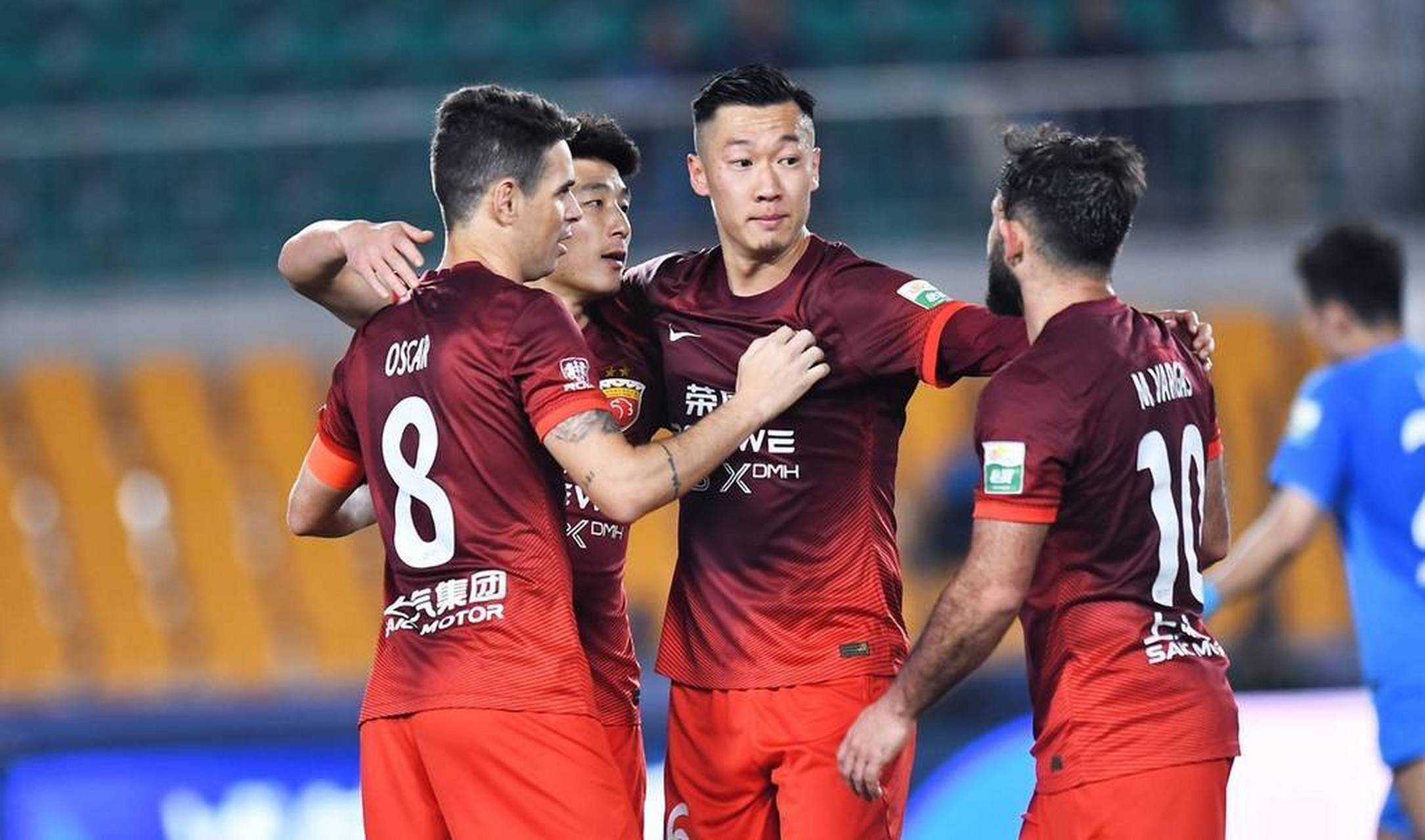 德信官网下载-上港客场击败重庆,全力冲击领头羊