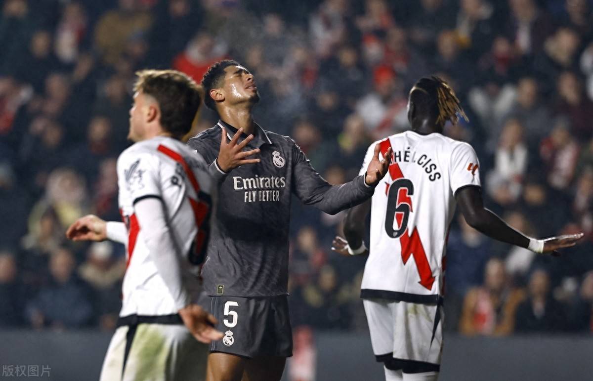 德信app下载-那不勒斯逆转获胜,逼近前四