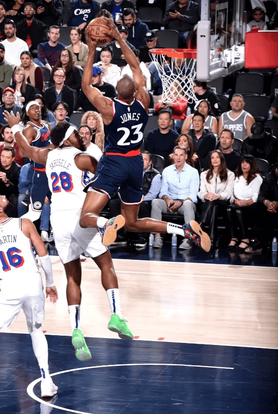 德信官网下载-NBA西部决赛热身赛展现激烈对决