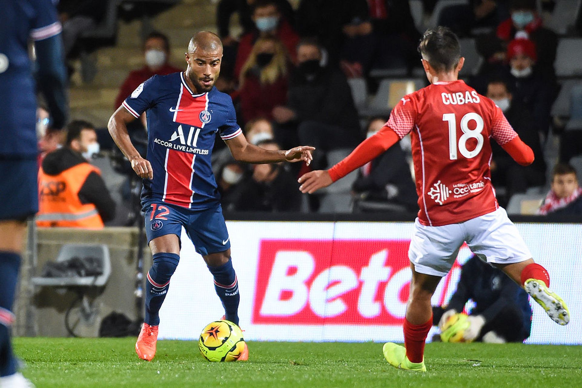 马赛主场逼平,惜败落后法甲前四 马赛主场逼平,惜败落后法甲前四