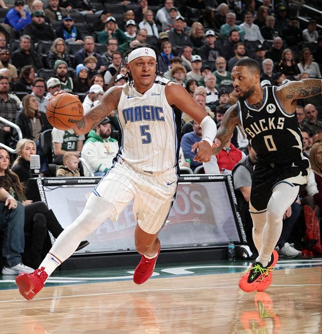 德信app下载-多伦多猛龙主场大胜密尔沃基雄鹿,东部第四