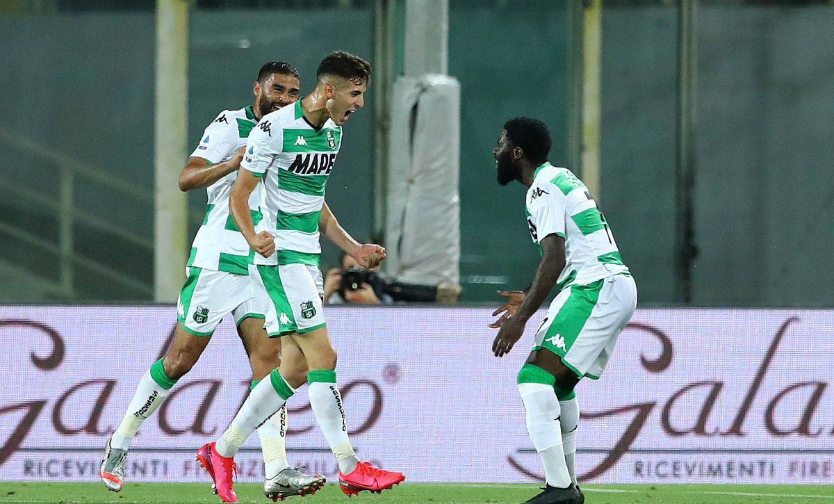 卡利亚里主场被逼平，榜首位置受到威胁