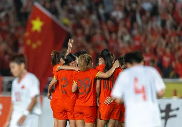 东京奥运女足赛场,激情绽放光芒四射 东京奥运女足赛场,激情绽放光芒四射