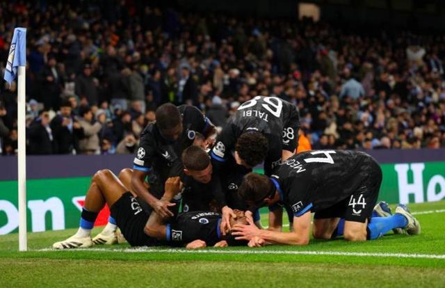 卡利亚里客场惊险逆转,高唱胜利之歌 卡利亚里客场惊险逆转,高唱胜利之歌