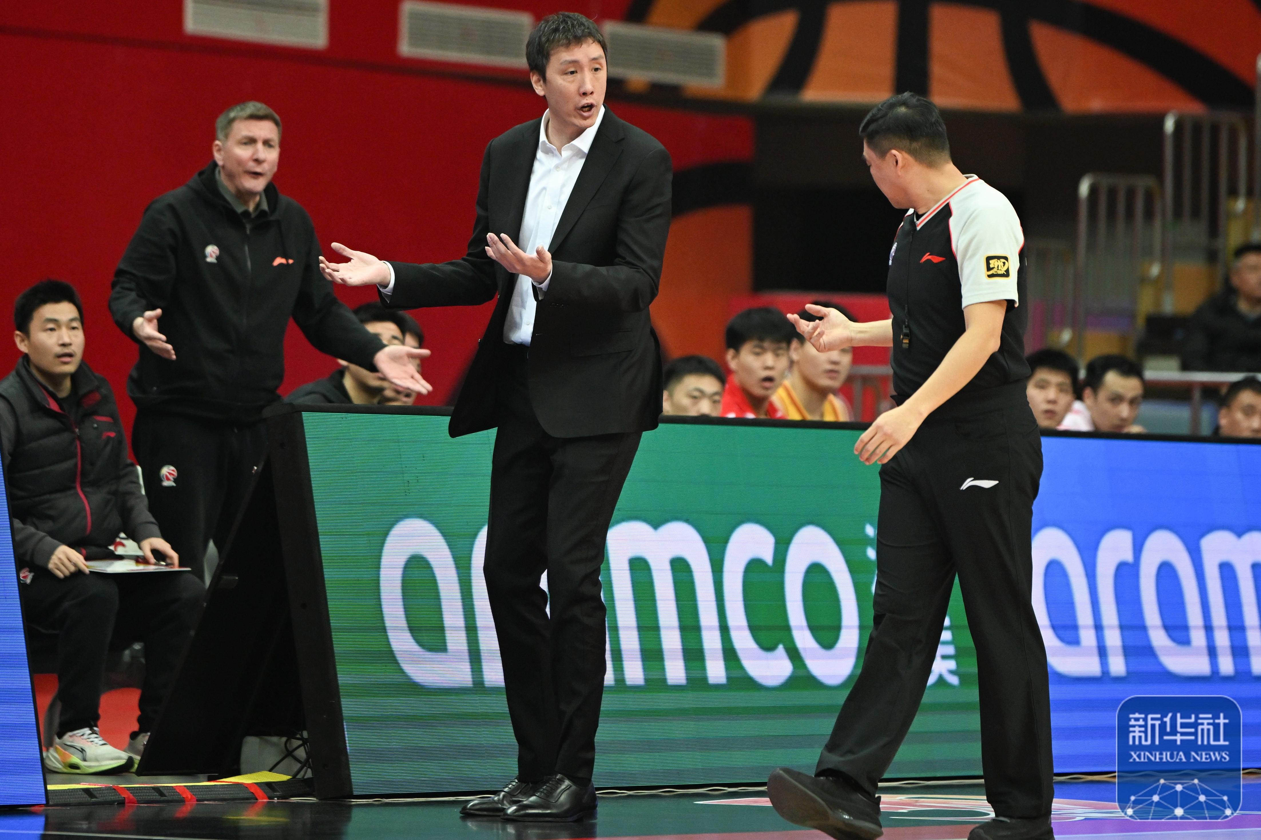 德信体育-球员们在比赛中展现出高超技术,赢得掌声