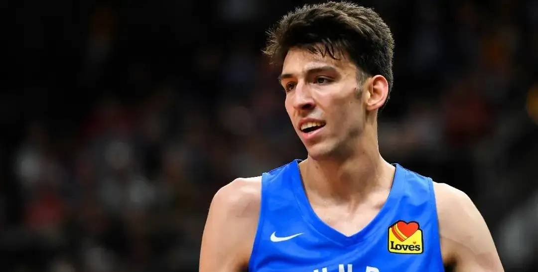 独自作战!巴西击剑选手出色表现,一鸣惊人 独自作战!巴西击剑选手出色表现,一鸣惊人