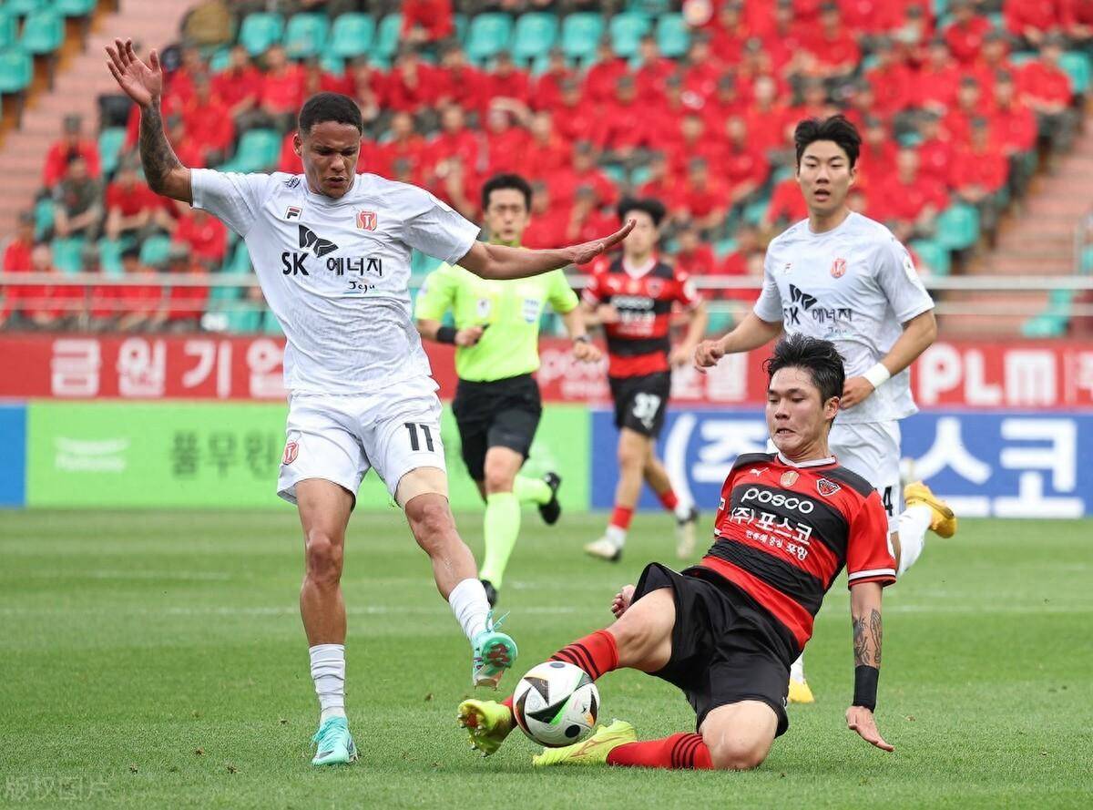 水原三星与浦项制铁：一场激烈交锋