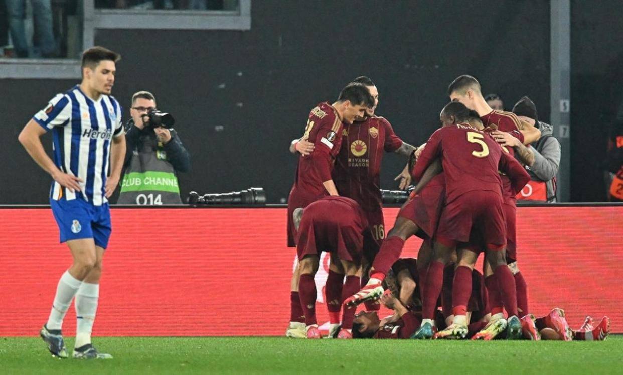 阿贾克斯逆转对手,晋级后16强关键一战 阿贾克斯逆转对手,晋级后16强关键一战