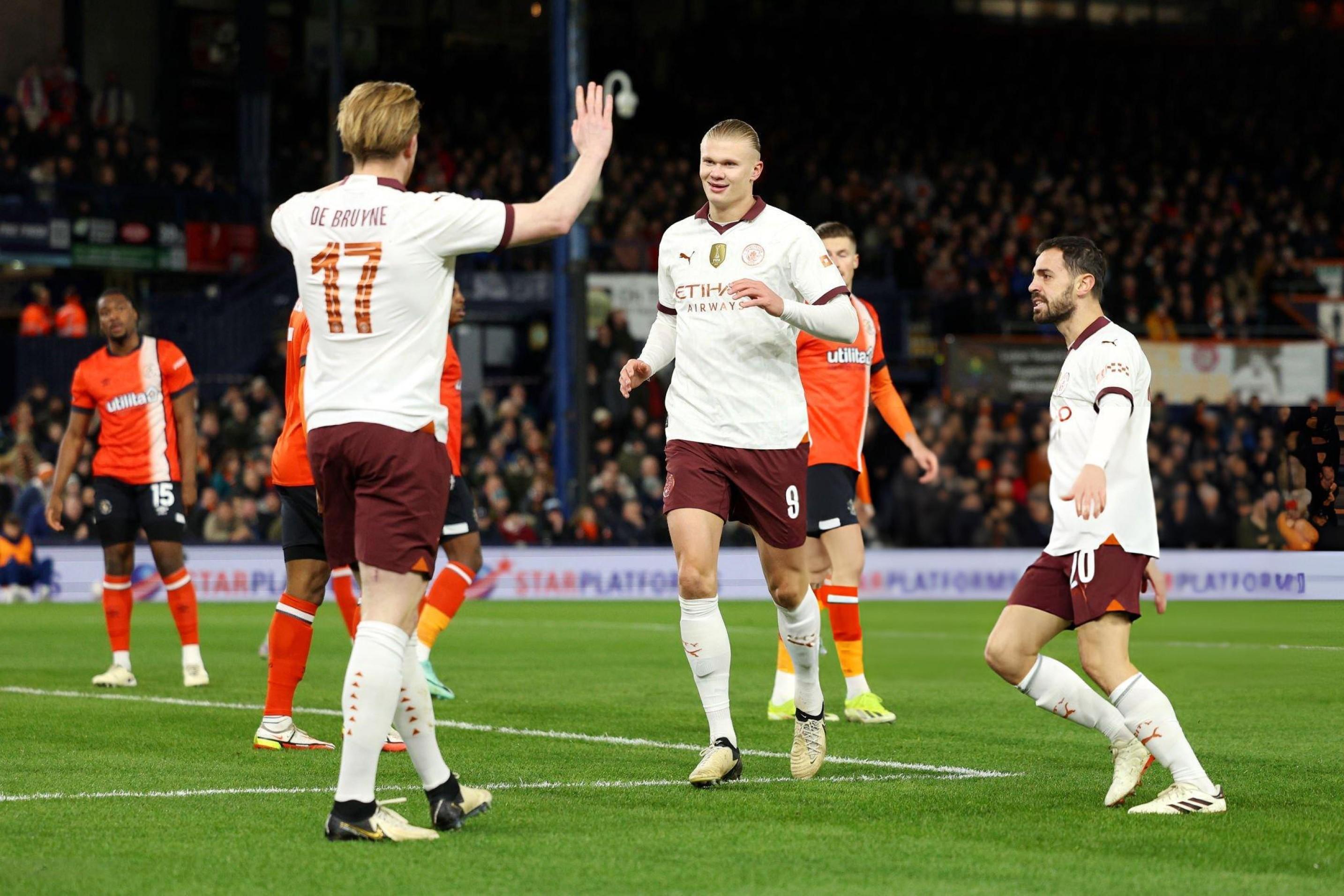 队长双响!曼城大胜晋级足总杯四分之一决赛 队长双响!曼城大胜晋级足总杯四分之一决赛