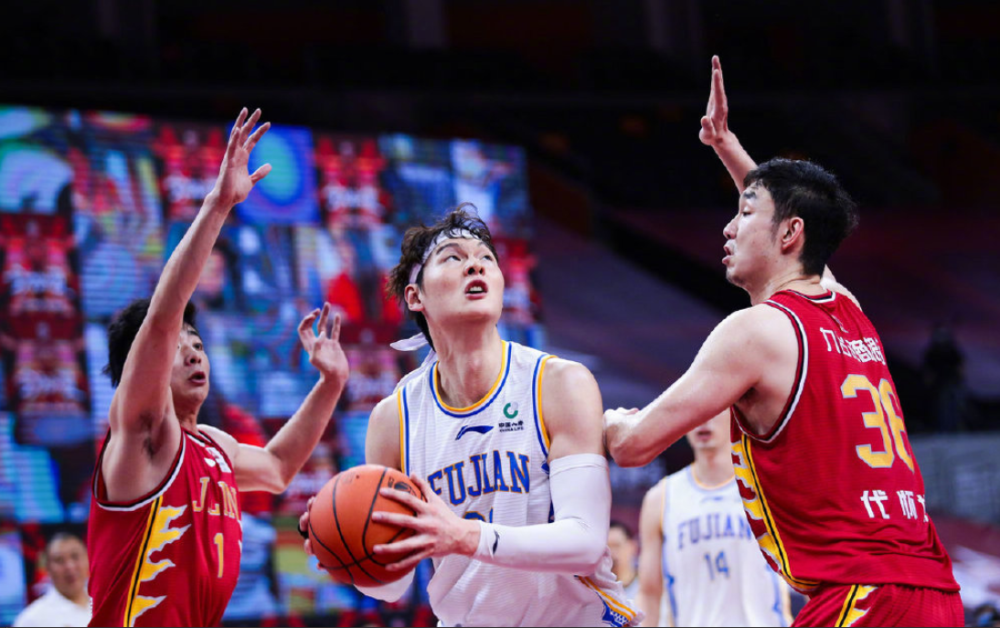 德信官网下载-意外输球!某队疲于应付对手反超分数