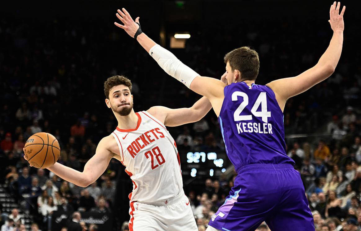 火箭星控卫状态正佳,球队备战信心十足迎接新挑战 火箭星控卫状态正佳,球队备战信心十足迎接新挑战