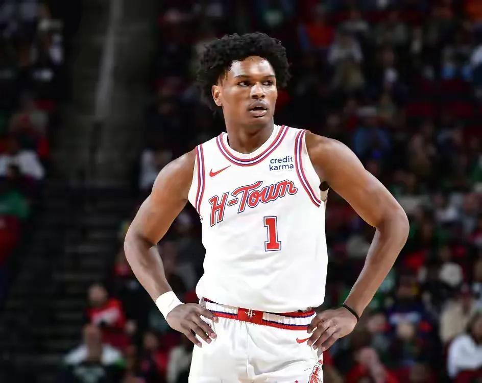 德信体育-鬼才教练执教火箭队,球队战绩逐渐改善