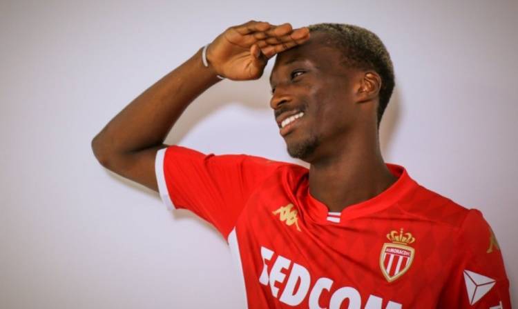 摩纳哥胜利走势稳定,继续保持领先地位 摩纳哥胜利走势稳定,继续保持领先地位