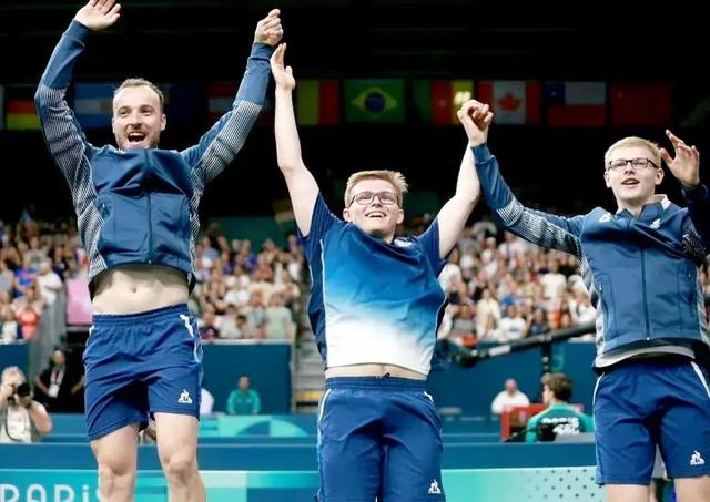 德信app-瑞典球员在比赛中展现超强实力,令人惊叹