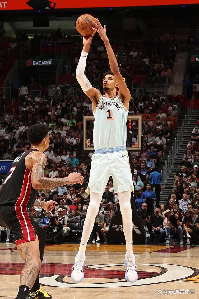 德信体育app下载-马刺主场不败纪录终结,堪称惊世之战