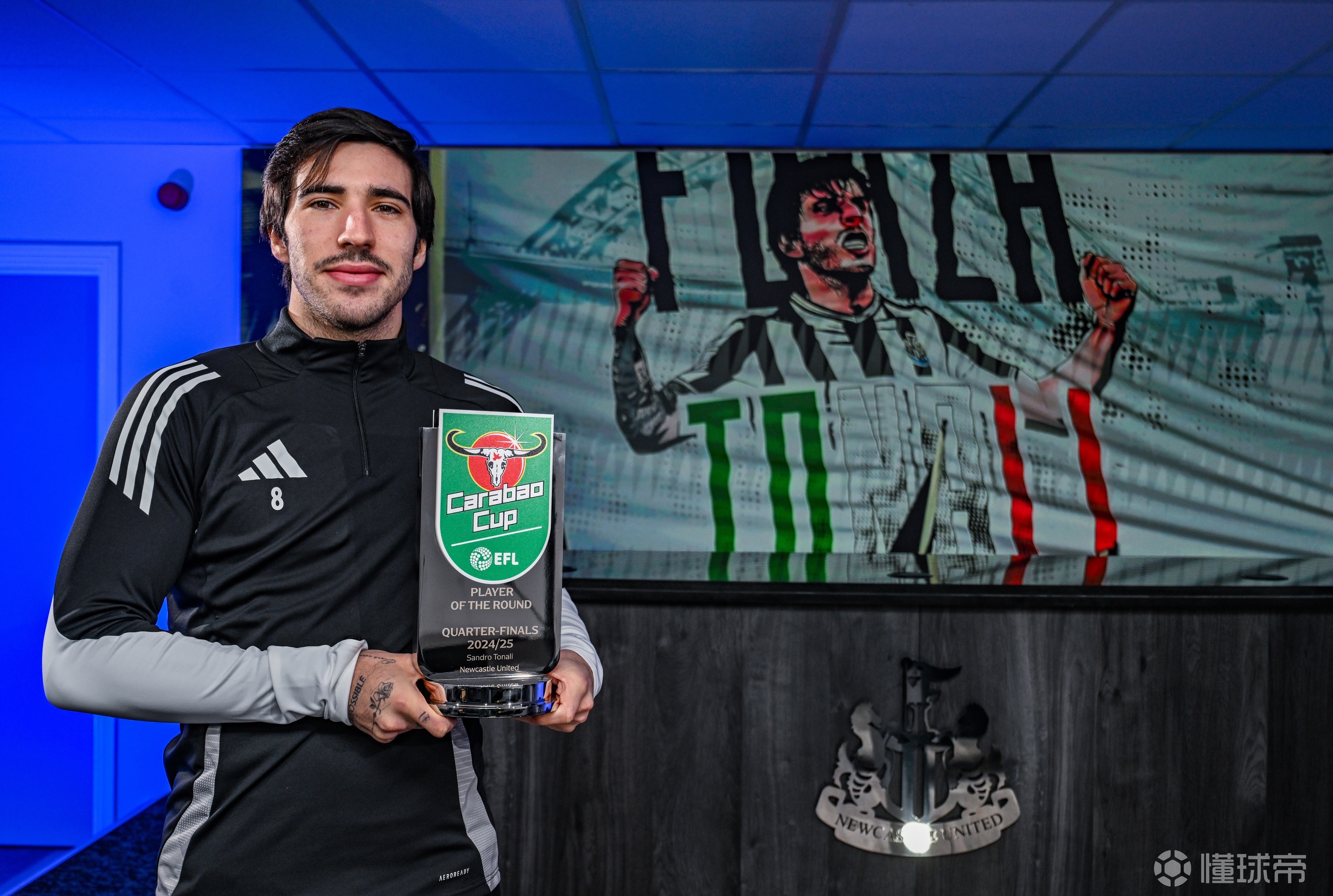 保加利亚前锋荣获最佳球员，协助球队晋级