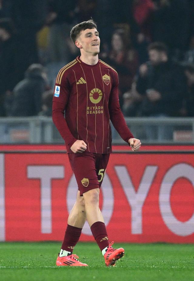 罗马签下新球员,增强后防实力备战联赛 罗马签下新球员,增强后防实力备战联赛