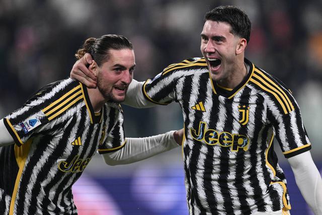 萨索洛队大将回归,增强球队实力 萨索洛队大将回归,增强球队实力