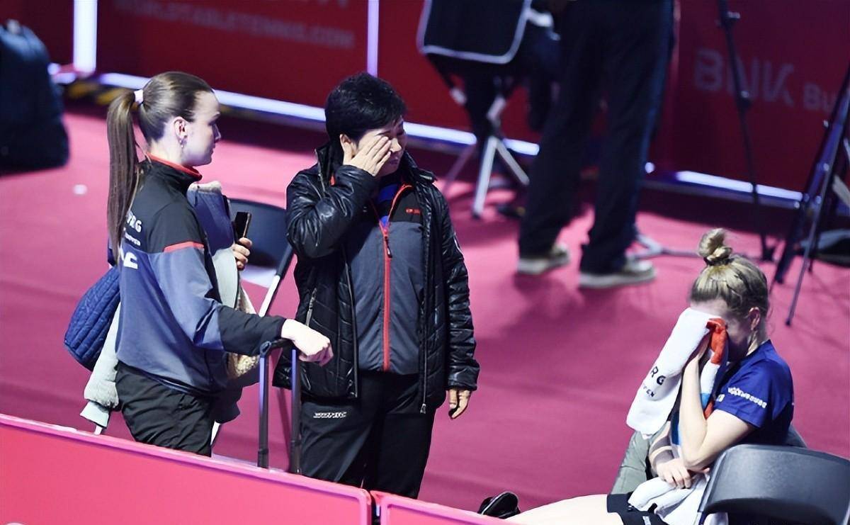 德信app-卢森堡选手在跳水比赛中圆梦,泪洒赛场