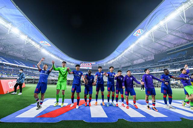 德信体育-队内新风潮崭露头角,球队士气大振!