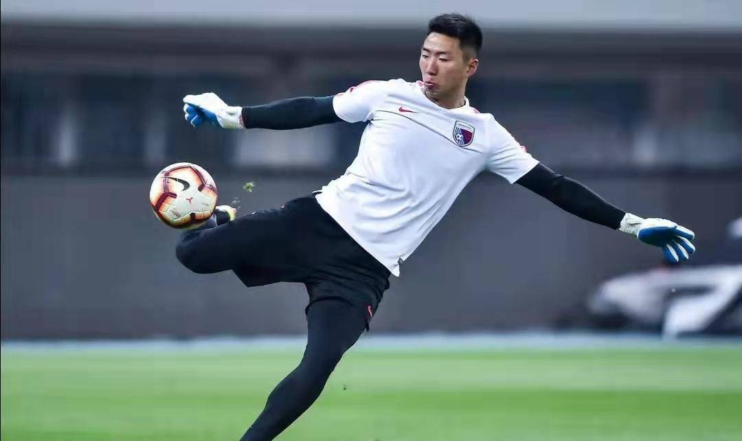 青岛黄海队员状态火热,连胜中超豪门 青岛黄海队员状态火热,连胜中超豪门