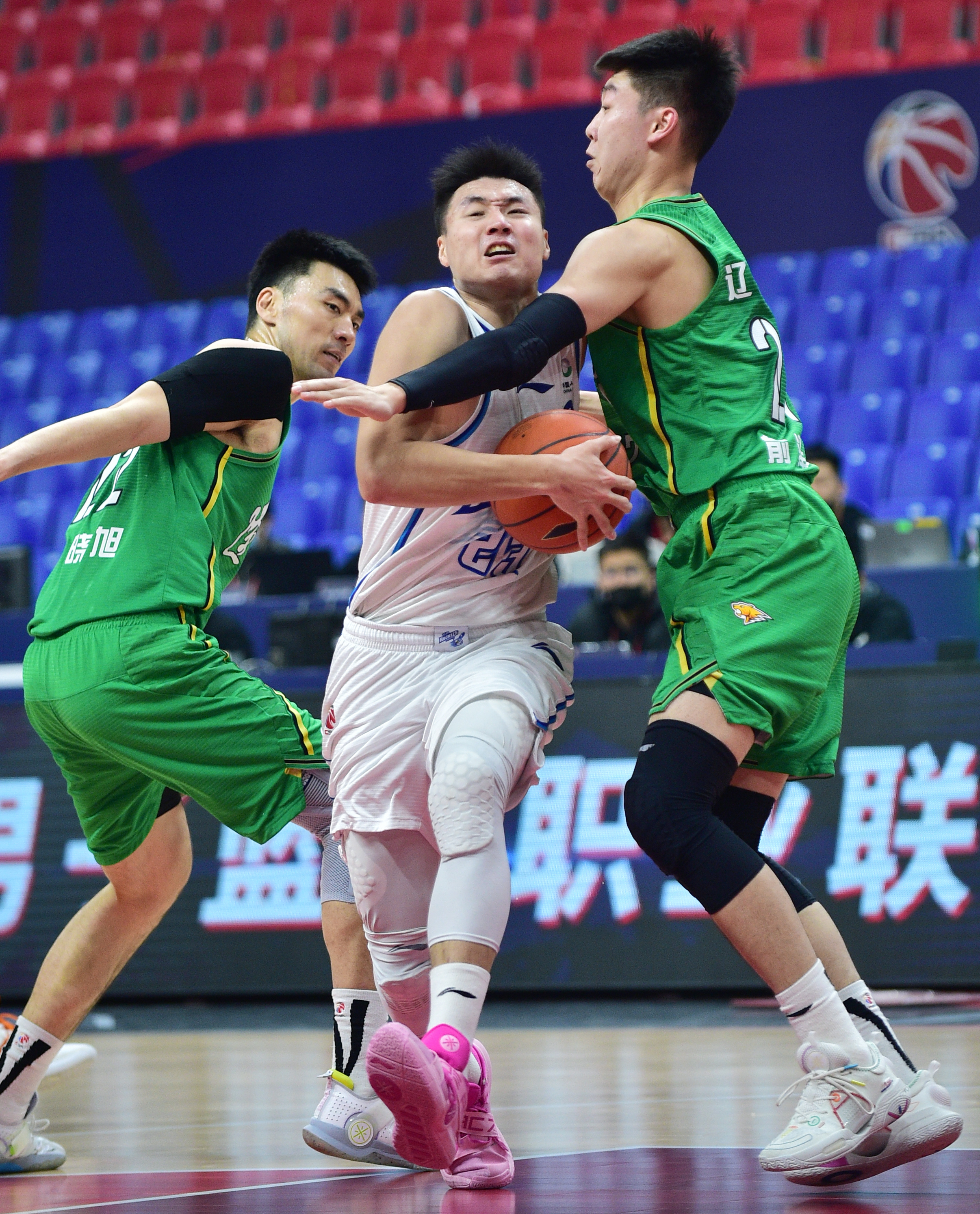 德信官网下载-辽宁男篮火力全开,目标是击败上海队