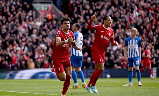 德信官网下载-神奇一击!利物浦防守漏洞大开,被对手反超