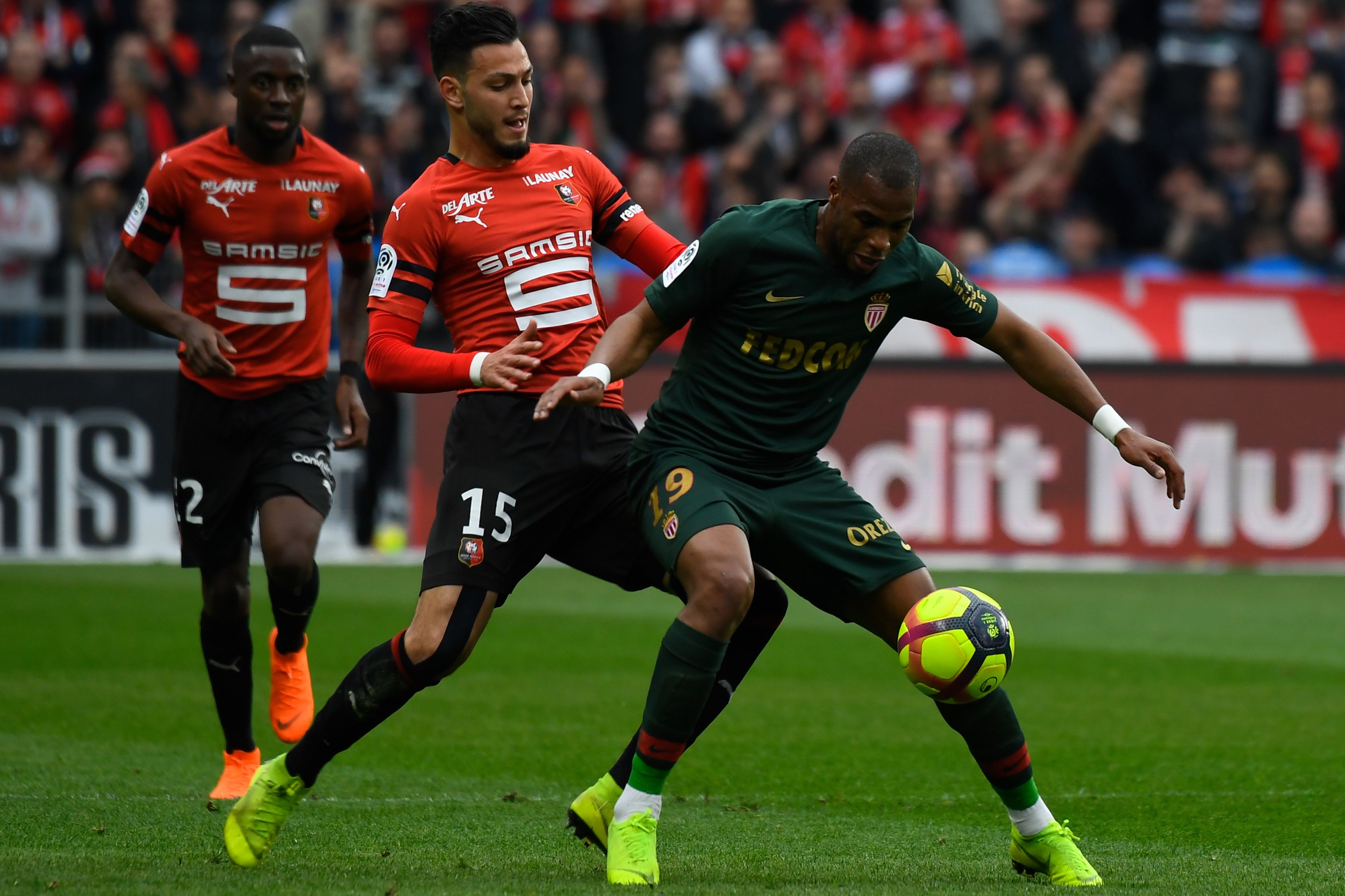 利尔客场战平雷恩，保持不败纪录