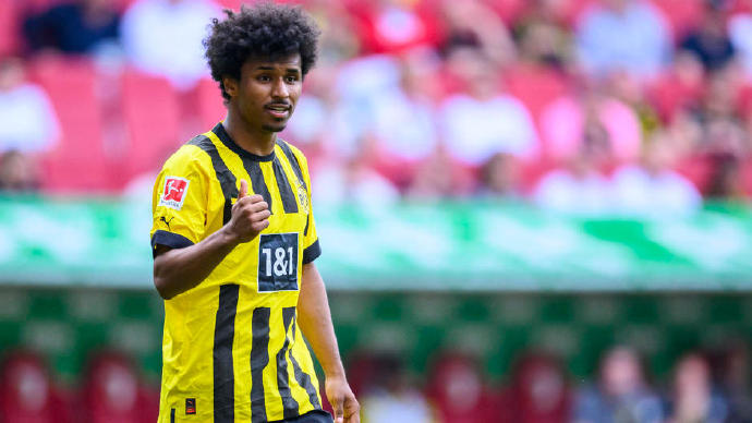 德信app下载-尤文图斯后防连续失守,主帅下课传闻四起