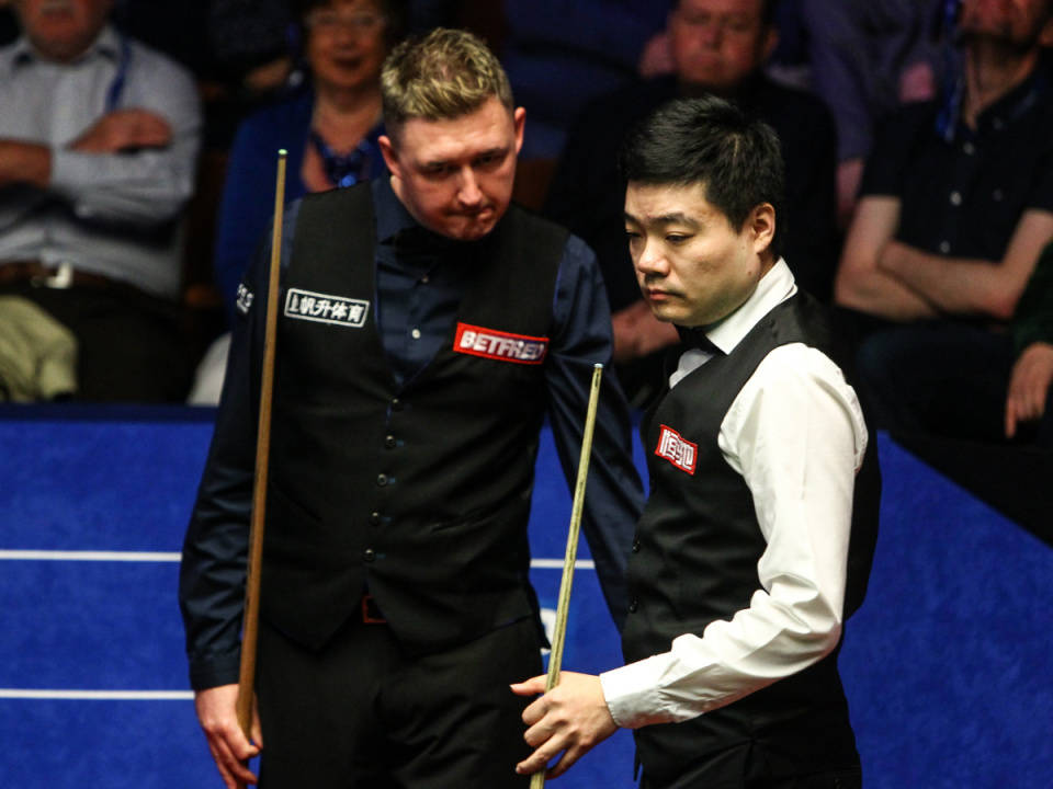 名将球员在比赛中展现绝佳状态