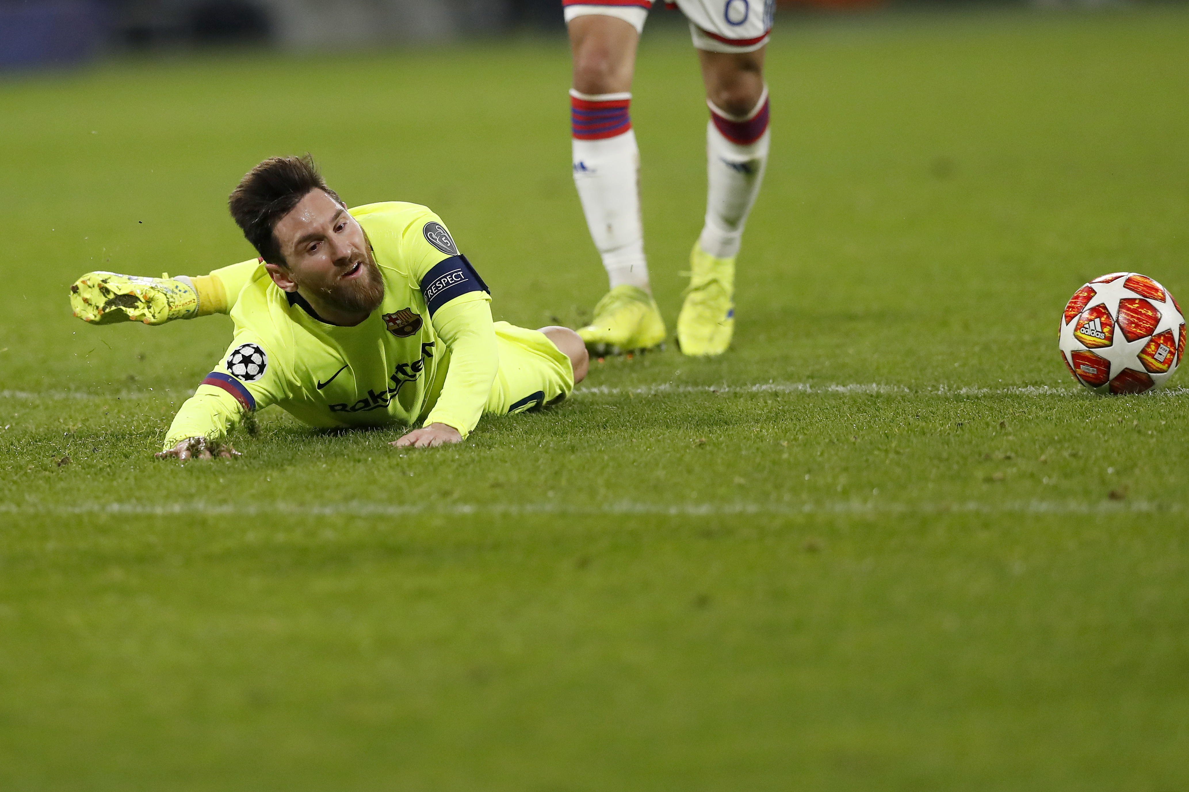 乐福血拼进攻,法国足球联赛选手高度紧张 乐福血拼进攻,法国足球联赛选手高度紧张