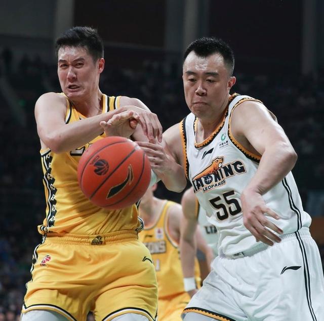 德信app-广西队迎战辽宁队,努力突破困境